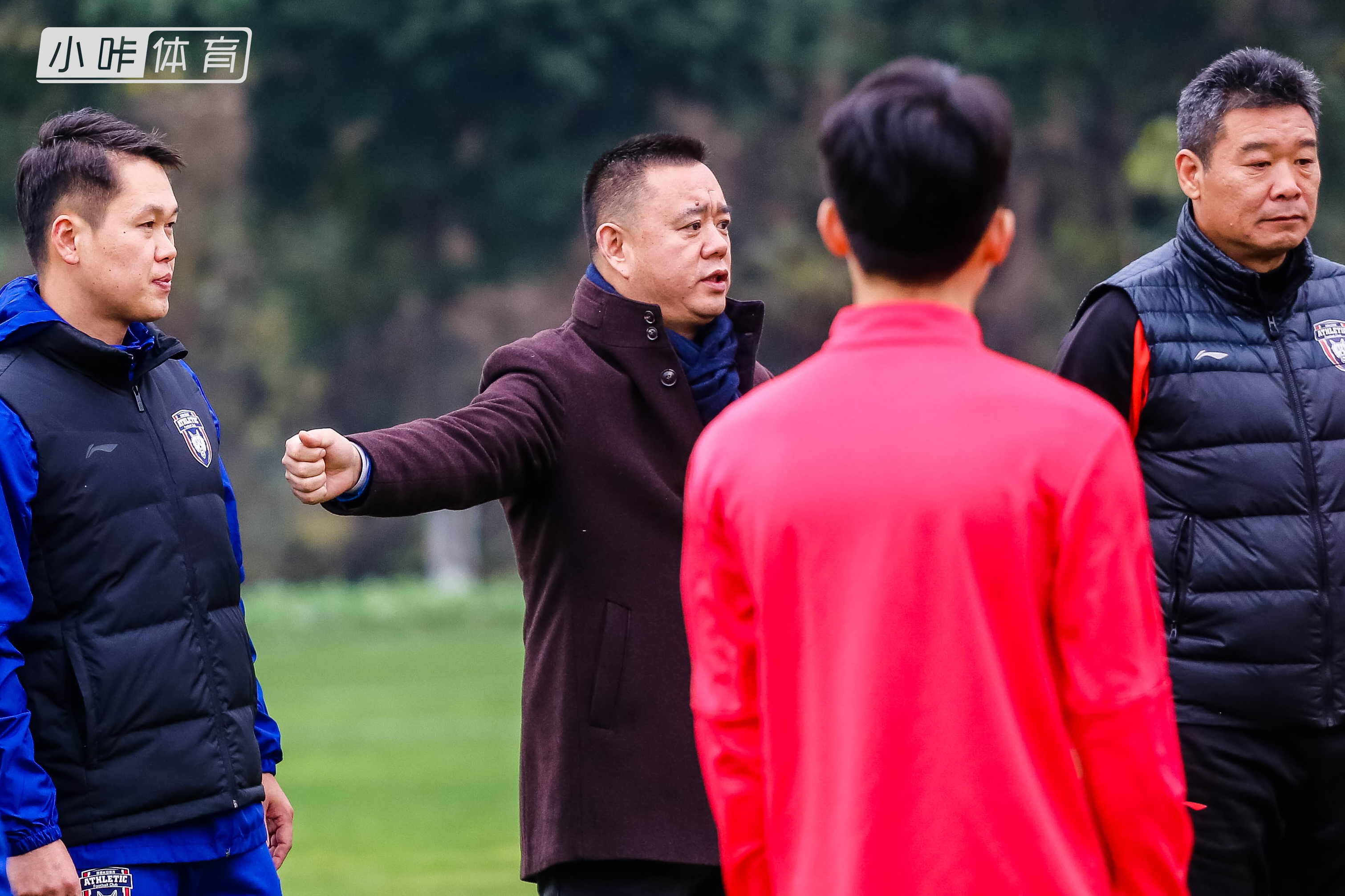 包含陕西长安竞技近况不佳，主帅或面临下课风险的词条